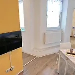 Apartment Fairmietung Nikolaiblick 2 Og Links - Abc545