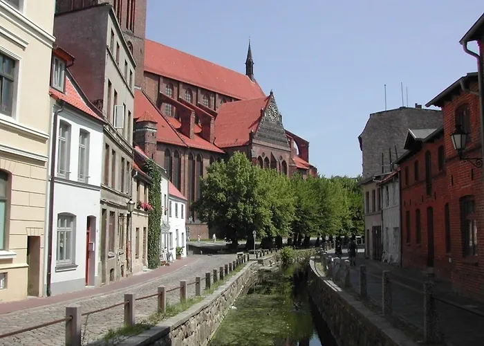 Fairmietung Nikolaiblick 2 Og Links - Abc545 Apartment Wismar